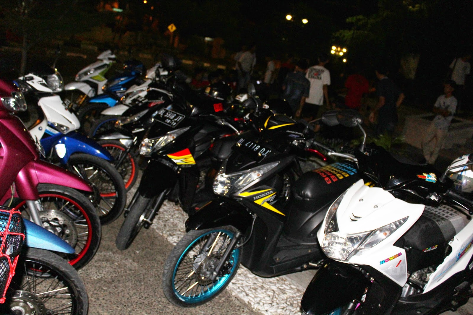 Kumpulan Variasi  Motor  Beat  Injeksi Terbaru Dan Terlengkap 