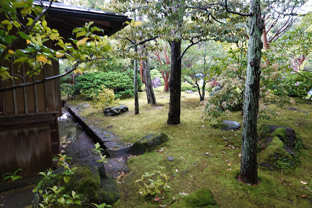 島根県松江市八束町波入 由志園