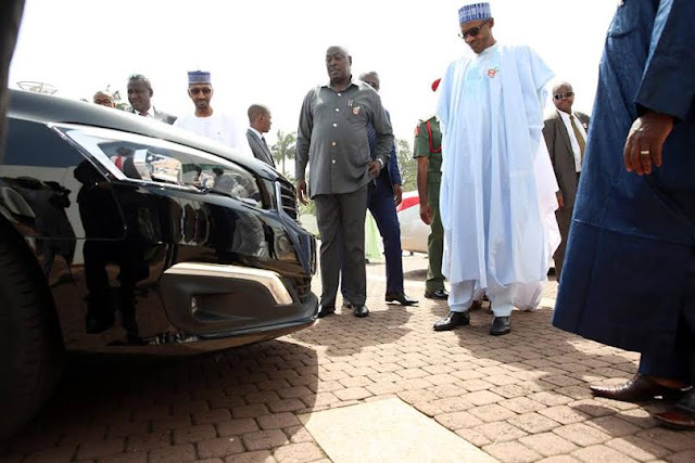 Buhari receives Peugeot car executives in Nigeria, inspects latest brands of Peugeot