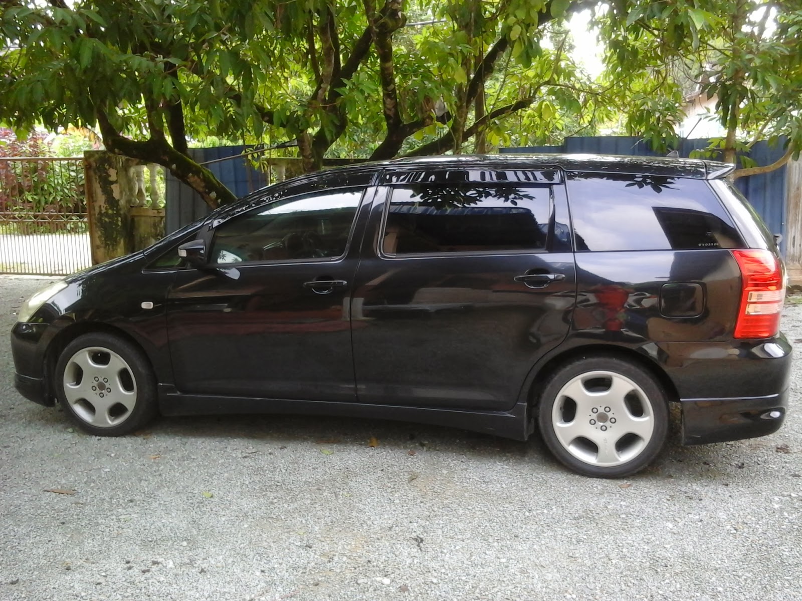 Johor Ke Terengganu. Perjalanan Yang Jauh: Toyota Wish 