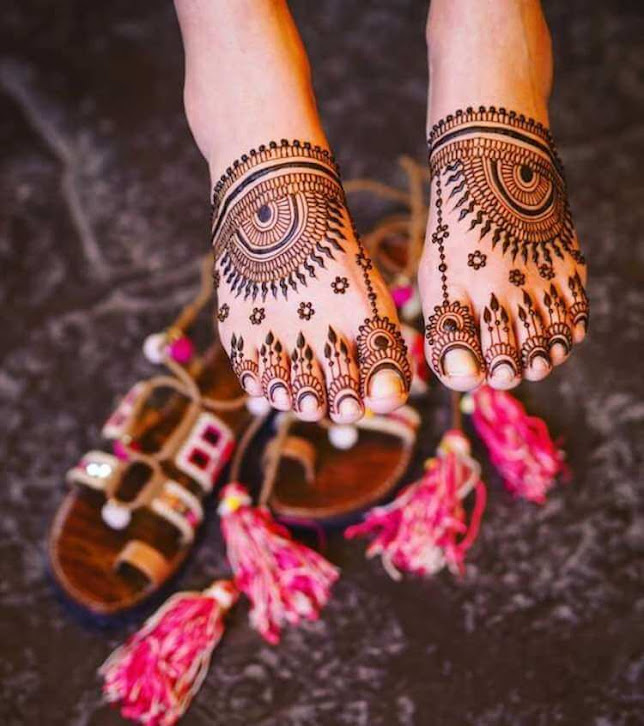 Leg Mehandi Designs