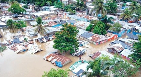 Tres muertos y miles de personas desplazadas es el saldo dejado por Sandy