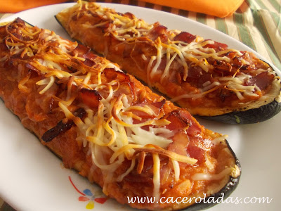 Calabacines rellenos de atún sabor pizza