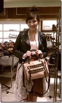 R--eM-Launch-Macys-10_thumb4