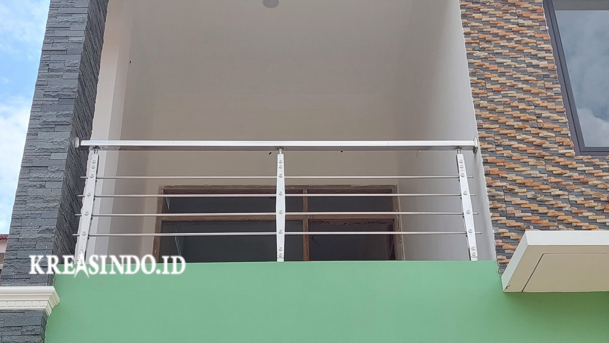 Jasa Railing Balkon Stainless Tiang Minimalis Berkualitas