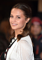 Alicia Vikander HQ photo