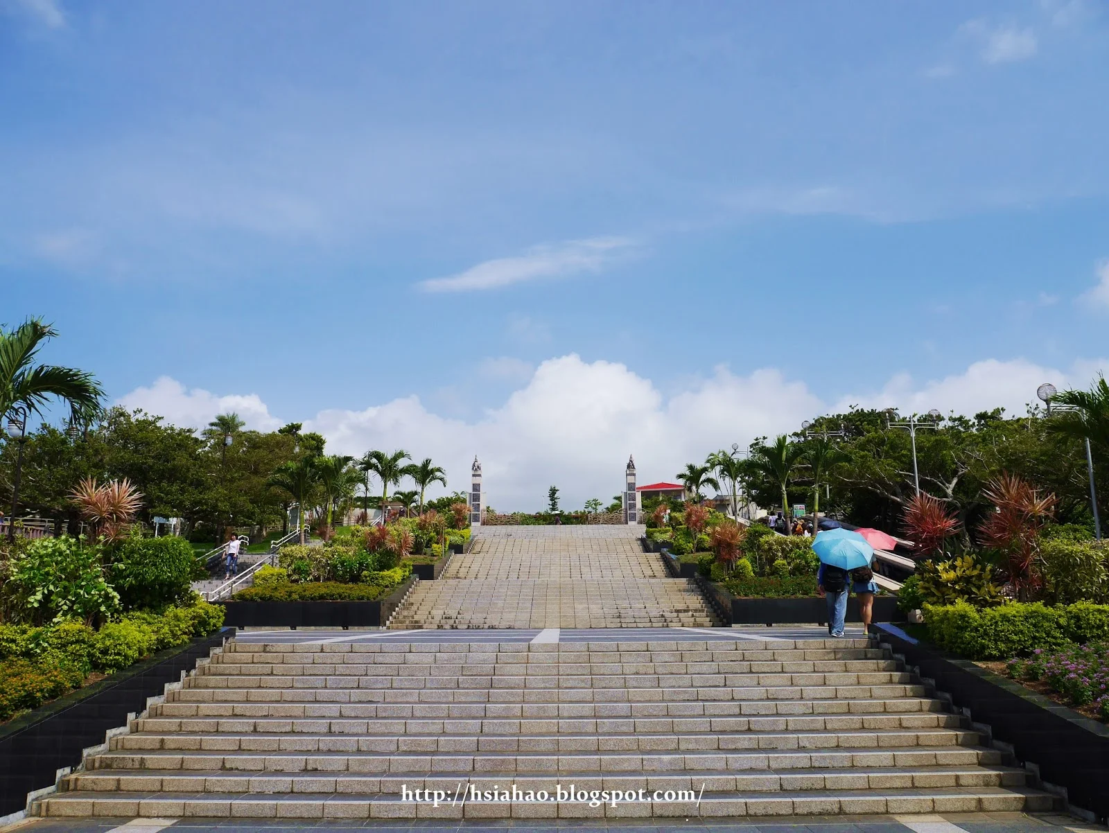 沖繩-海洋博公園-美麗海水族館-景點-海洋博公園交通-自由行-旅遊-旅行-okinawa-ocean-expo-park-Churaumi