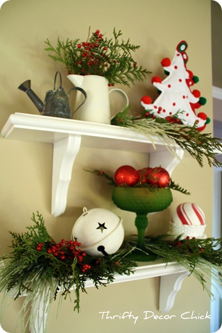 red green white christmas vignette