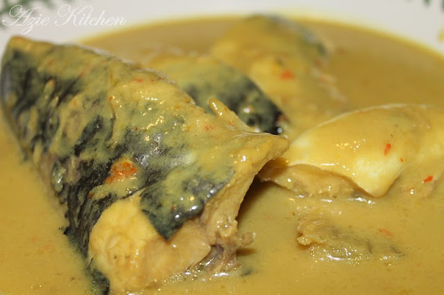 Ikan Patin Gulai Tempoyak - Azie Kitchen