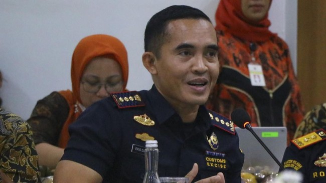 KPK Periksa Mantan Kepala Kantor Bea Cukai Yogyakarta Eko Darmanto