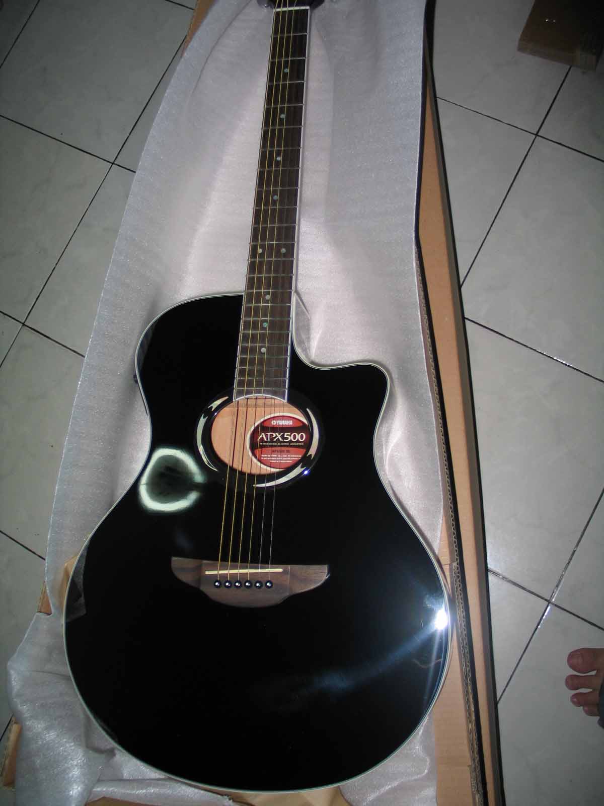 Gitar Akustik 22