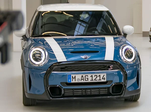 Novos MINI Hatch 3 e 5 portas 2022: fotos, preços e detalhes - Brasil