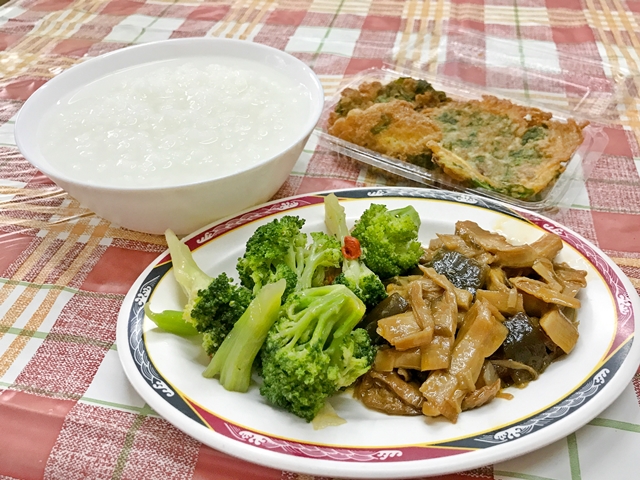 天生蔬食廚房~新莊素食、聯邦市場素食