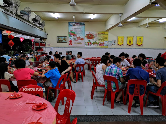 Ban Leong Wah Hoe Seafood. Where to Eat Chili Crab in Singapore