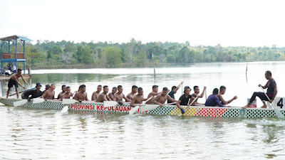 Jelang Porprov Kepri 2022, Prajurit Wing Udara 1 Puspenerbal Latihan Dayung di Swiss Pulai