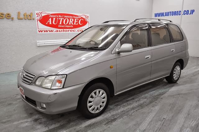 1999 Toyota Gaina L package