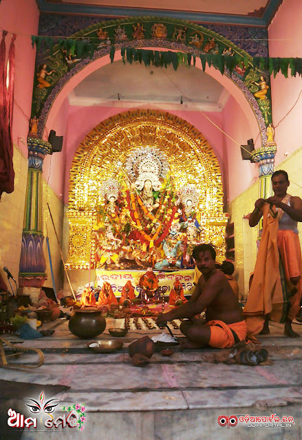 Ama Medha: Mohammadia Bazar, Cuttack Durga Medha 2015 - Photo By Ashutosh Tripathy