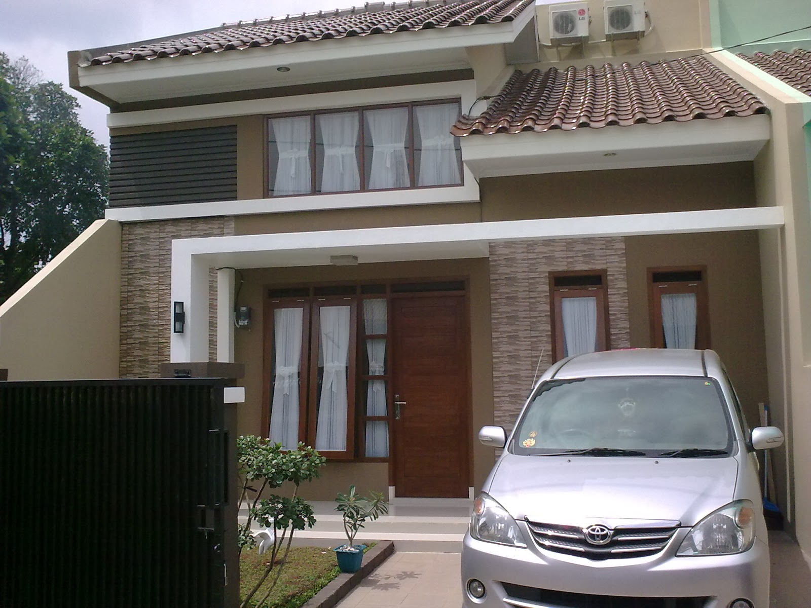  Rumah  Minimalis  2  Lantai  Dijual Di Malang  Desain Rumah  