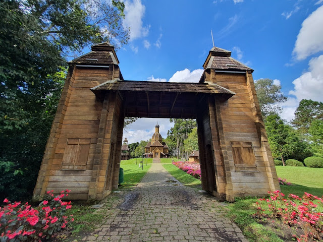 Memorial Ucraniano Curitiba