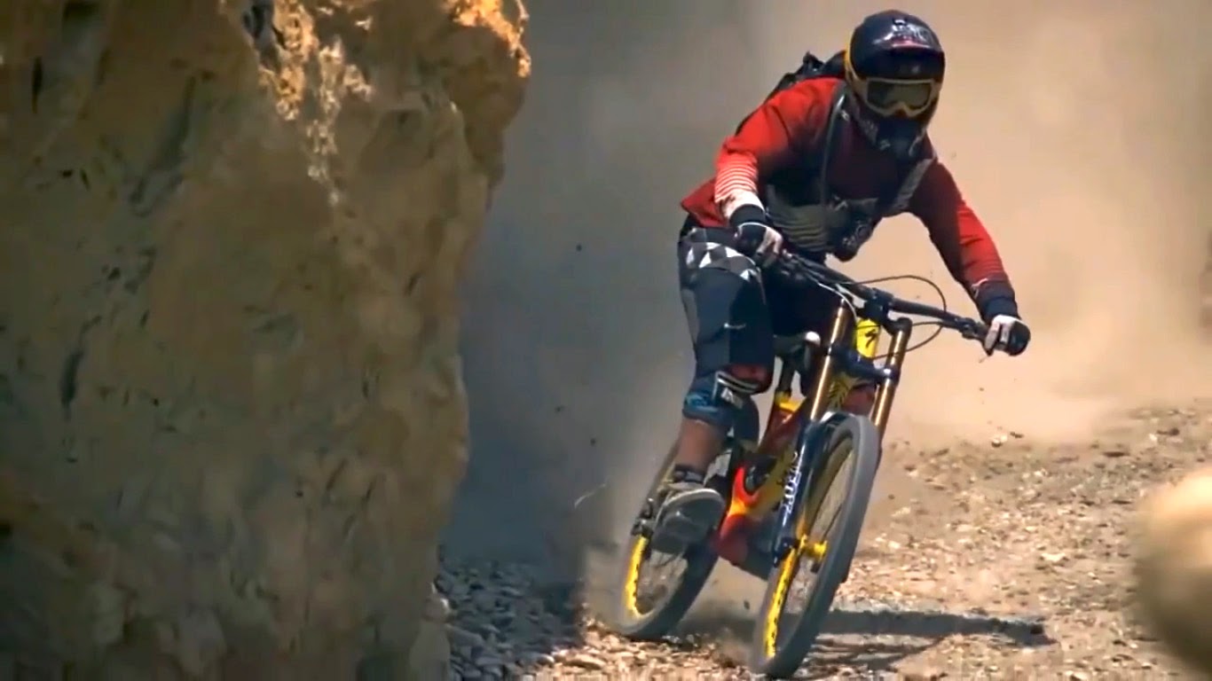 Olah Raga Downhill Sang Pemicu Adrenalin