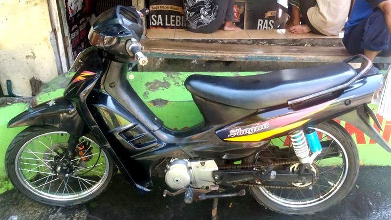 Suzuki Shogun 110 FD Mobil Motor  Lama 