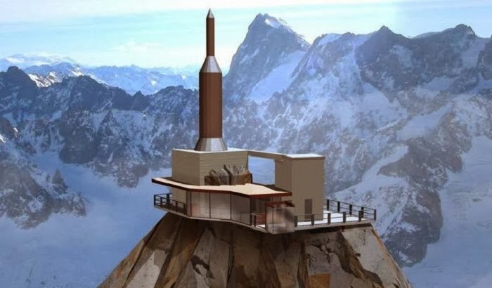 New Glass Room in French Alps Offers Amazingly Scary View