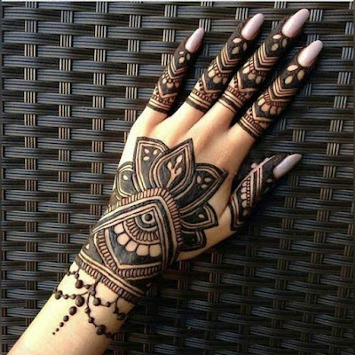 Beautiful Easy Tattoo Mehndi Design