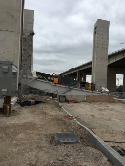 Shocking Moment a Huge Bridge Collapsed on Busy Road With People on it (Video