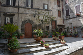 Bracciano stairs