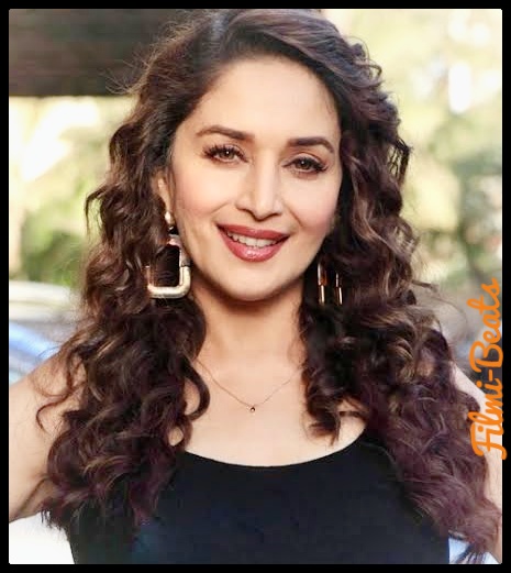 Hot-Madhuri-Dixit-Wallpaper