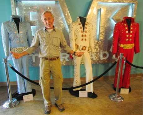 VisitingElvis%252527GracelandMansion-7-2014-10-30-09-47.jpg