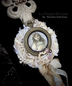 Shabby Statement Brooch (or an award for clean counters) for #tresorsdeluxe - Nichola Battilana