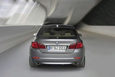 2010 BMW 5-Series F10 Sedan Revealed : Revciews and Specification