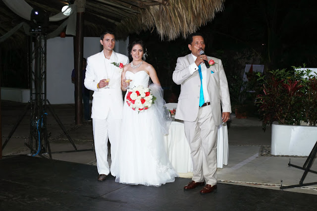 boda en playa, beach wedding, Oaxaca, México, Bodas Huatulco, Wedding Planner  