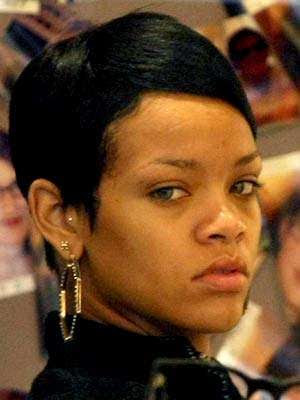 rihanna no makeup. Rihanna