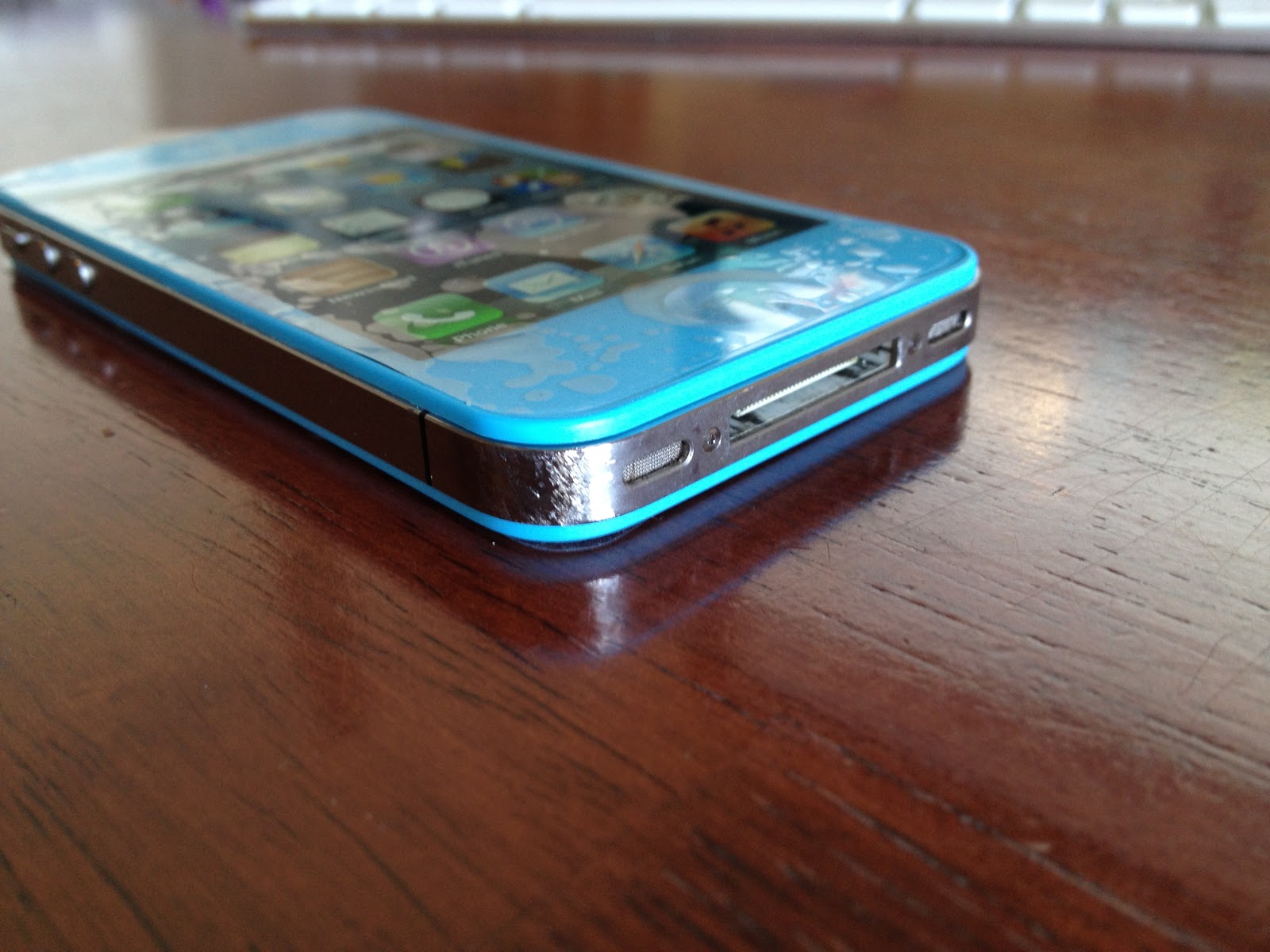 iPhone 4S (Baby Blue) for sale in Lafayette, LA!