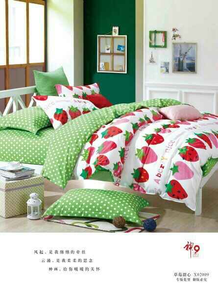 Sprei Katun Jepang Motif Strawbery