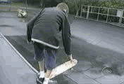 [Gif動態圖] 跌倒了要趕快爬起來，不然會痛2次