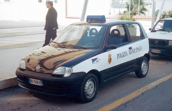 cinquecento seicento police cars in Europe Italy Poland seicento rally 