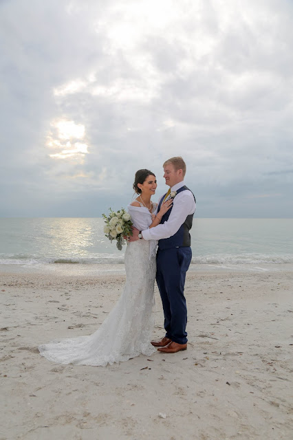 fort myers beach wedding at beach area