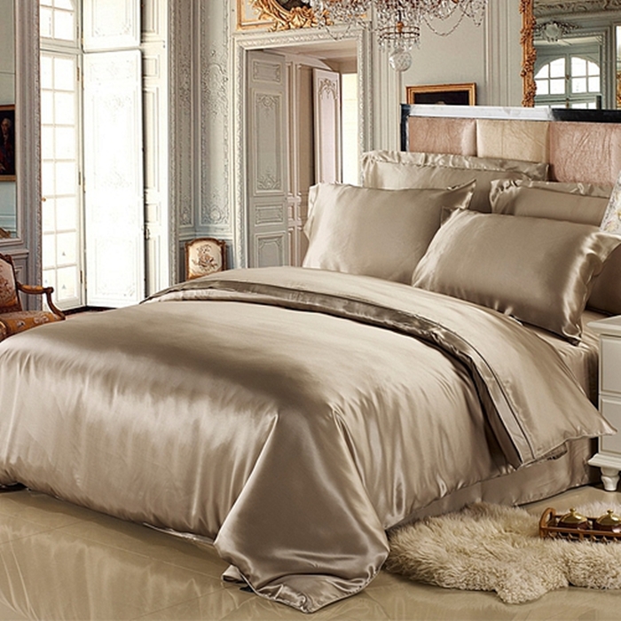 https://www.freedomsilk.com/25-momme-luxurious-mulberry-silk-duvet-cover-p-44.html