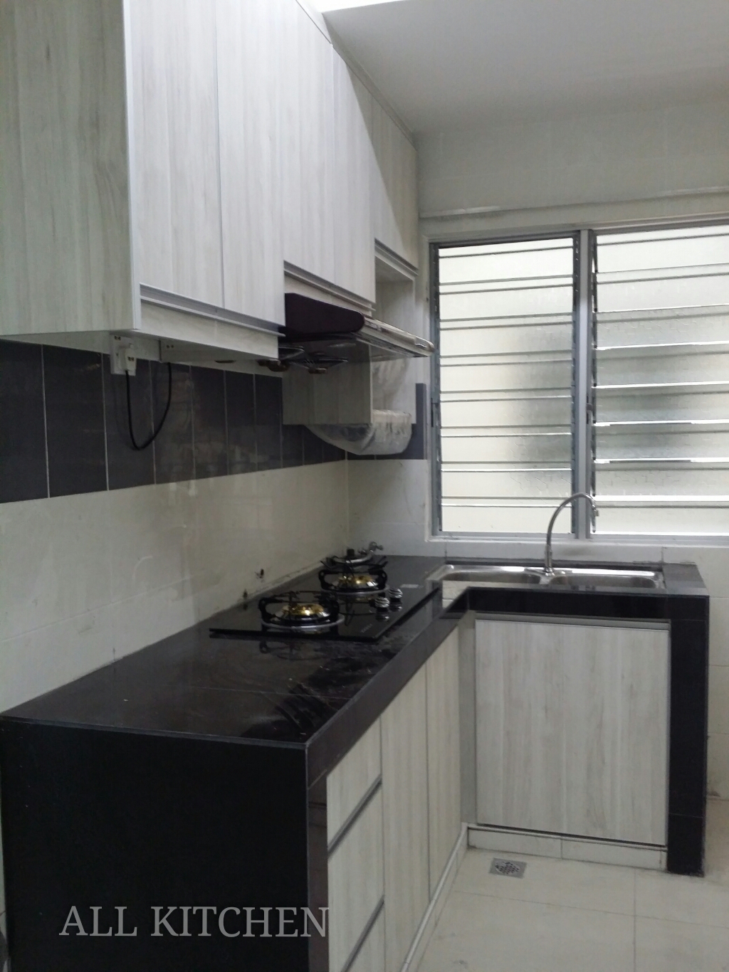  Kabinet  Dapur  Contoh  warna material