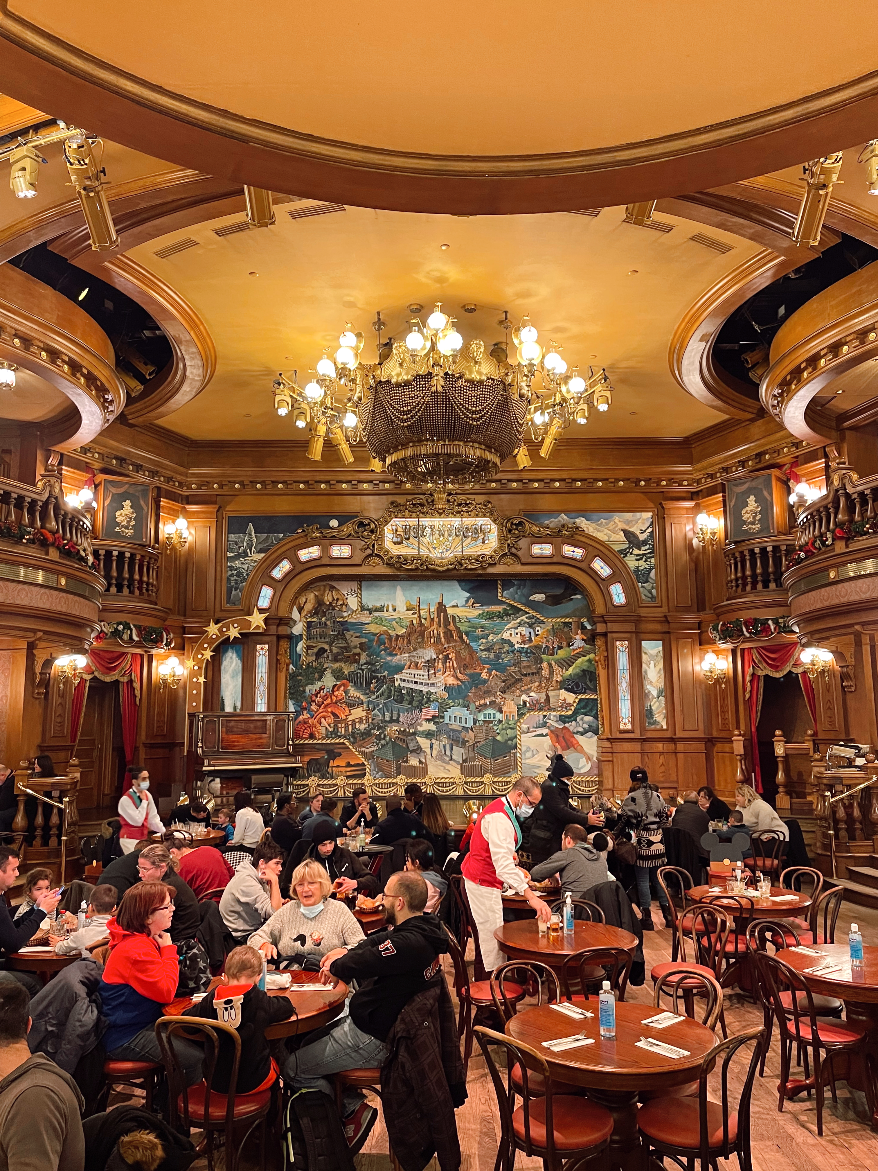 Restaurante The Lucky Nugget Saloon Disneyland Paris