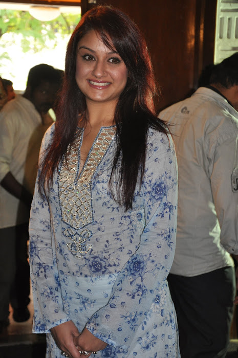 sonia agarwal new photo gallery