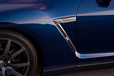 2012 Nissan GT-R Side Badge