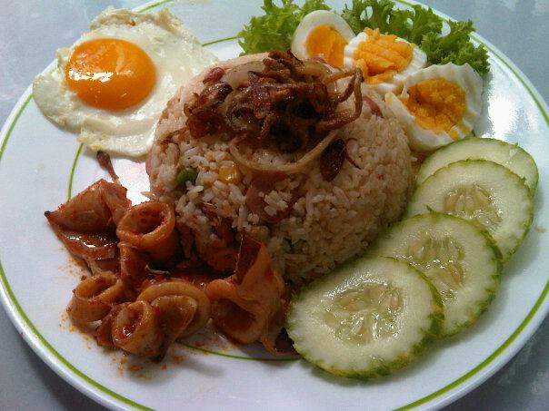 Koleksi 1001 Resepi: nasi goreng usj dan kek butter merah 