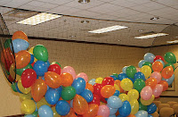 Balloon Drop Bag With Balloons2