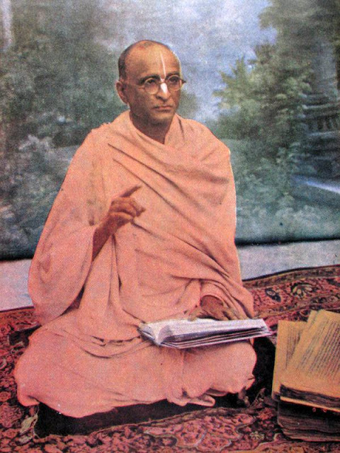 Srila Bhaktisiddhanta Sarasvati