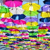 La ciudad de los paraguas o cómo revivir un barrio con muchos colores