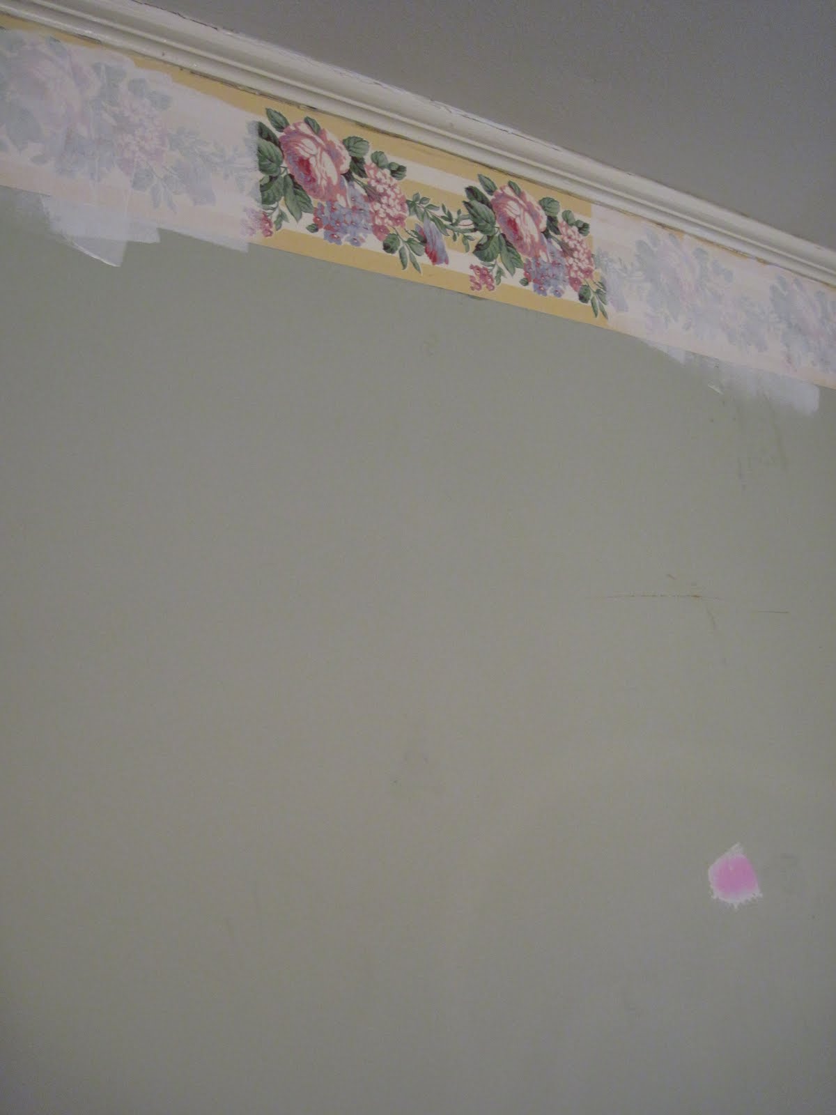 ... Put Up a Wallpaper Border . Learn how to put up a wallpaper border in